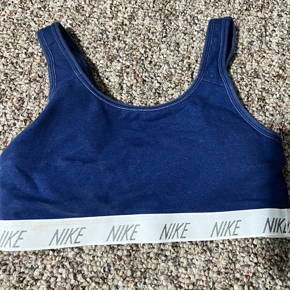 Nike Navy Sports Bra size medium